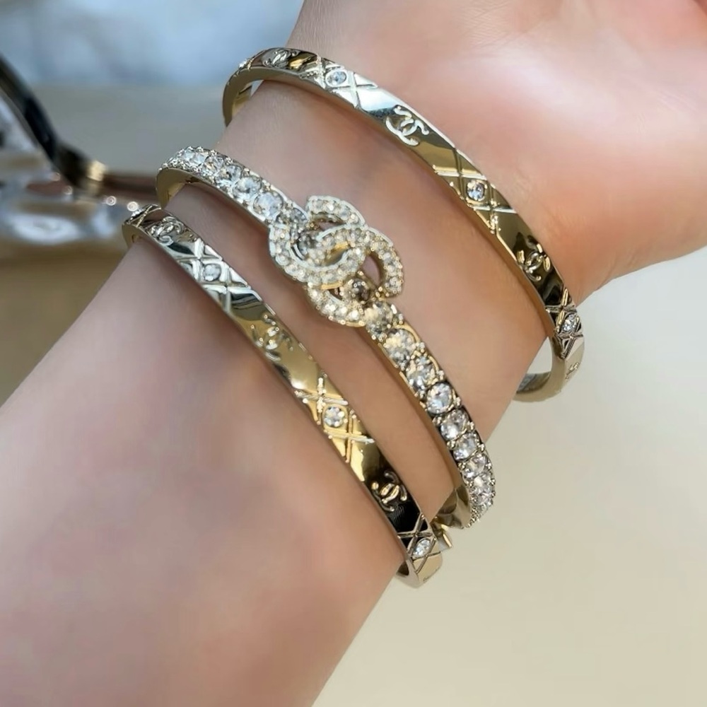 25P Chanel Cuff Bangle Set